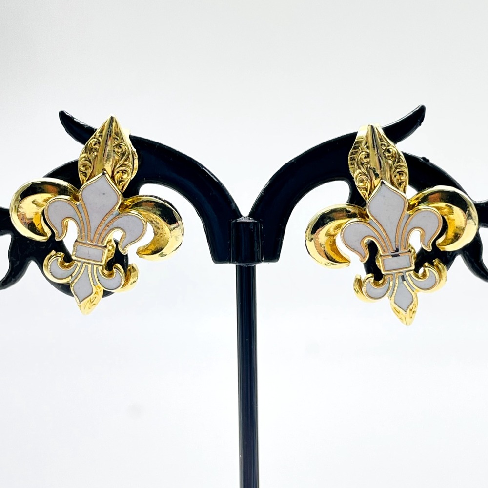Vintage Clip On Earrings Fleur de Lis Gold Tone White Enamel Statement Floral
